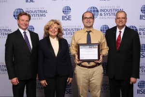 Ramin Giahi receives award